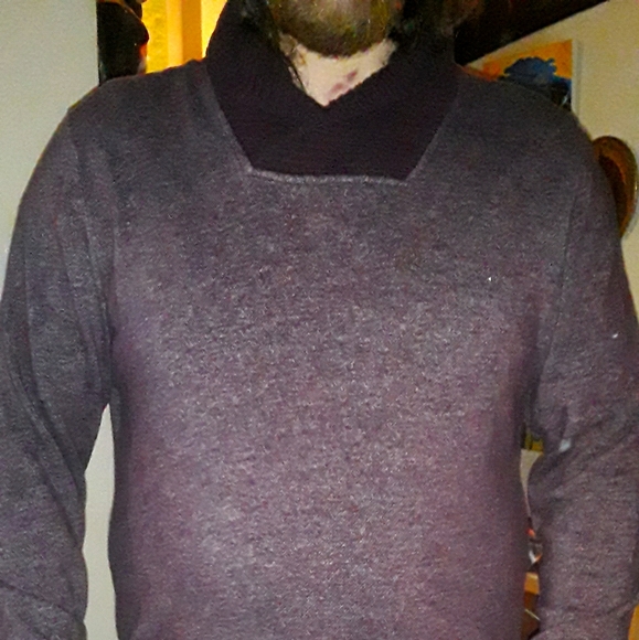 H&M Sweater - Picture 7 of 7